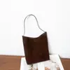 2026 Nova Bolsa Saco de Couro de Vaca Fosco de Grande Capacidade para Outono/Inverno para Mulheres, Bolsa Tote Versátil de Couro Genuíno para Ombro Único ou Transversal