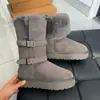 Botas de montar de caña media-alta Botas de nieve de suela gruesa del noreste para mujer 2026 nuevo estilo de invierno Botas largas cálidas de cuero y piel integrados