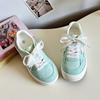 Zapatos de plataforma verdes frescos pequeños para mujer 2025 primavera nuevos con falda originales de nicho versátiles zapatos de estrella 6623