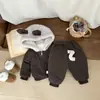 Traje de Invierno Lindo de Dibujos Animados para Bebés Niños y Niñas Estilo Coreano Sudadera con Capucha y Pantalón de Chándal de Terciopelo Engrosado Ropa Cálida para Niños