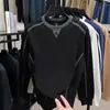 Camiseta de Manga Larga para Hombre de Primavera y Otoño Versátil Casual Patchwork Bloque de Color Sudadera Cuello Redondo Pulóver Tendencia Juvenil Top para Hombre