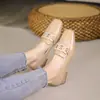 Zapatos de Verano para Mujer Estilo Británico con Tacón Grueso, Zapatos Pequeños de Cuero Suave con Punta Cuadrada, Tacones Altos Versátiles de Cuero Suave con Tacón Medio Retro