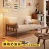 Apartamento para alugar unidade pequena sala de estar quarto madeira maciça duplo três pessoas apartamento casa de hóspedes dois lugares tecido aluguel sofá cadeira