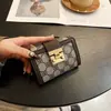 Cartera Larga Transfronteriza para Mujer Cartera Corta Clásica Portatarjetas Múltiples Venta al por Mayor de Comercio Exterior 30% Bolso de Mano Versátil