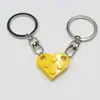 Lindo y Fresco Llavero de Amor con Puzzle de Lego Se Puede Ensamblar y Dividir Bloques de Construcción Accesorios de Llavero para Pareja Venta al Por Mayor