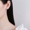 Pendientes de tuerca con forma de cereza en plata de ley 925 para mujer, recién llegados en verano de 2022, con cuentas Shambhala, con forma de hueso para las orejas, joyería ligera de lujo con temperamento.