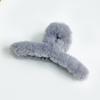 Tocado de peluche de plástico hecho a mano para mujer, bonito accesorio para el cabello con forma de tiburón peludo, venta al por mayor, novedad de primavera