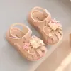 Sandálias Infantis de Desenho Animado Verão Novo Estilo 0-1-3 Anos Sola Macia Antiderrapante Sapatos de Princesa Calçados para Bebês e Crianças Pequenas com Laço