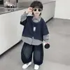 2149 Conjunto de Roupas de Outono para Meninos 2026 Novo Estilo Primavera e Outono Infantil Versão Coreana Moletom Falso de Duas Peças Calça de Perna Larga Conjunto de Duas Peças