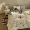 Juego de Ropa de Cama de Cuatro Piezas para Primavera/Verano 2026: Funda de Edredón con Borde de Concha de Hilo de Bouclé Clase A, Sábana Plana y Sábana Ajustable
