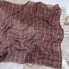 Pañuelo Cuadrado 100% Lino Puro 65cm Estilo Japonés Artístico Floral Transpirable Delgado Decorativo Pañuelo para la Cabeza Pañuelo para el Cuello Pañuelo Pequeño Fuente de Venta al por Mayor