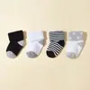 Meias de Bebê Respiráveis e Absorventes com Listras de Letras, Estilo Novo, Exclusivo Transfronteiriço, Quentes para Outono e Inverno