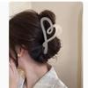 Elegante Matte Black Love Grab Clip Feminino High-end Sense Back Head Hairpin 2024 Novo High-end Shark Clip Headwear