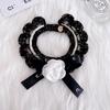 Colar Pet Chanel Flor Estilo Novo Original Gato Cachorro Lã de Seda Dourada Pescoço Cachecol Tricotado à Mão