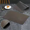 Jogo Americano Quadrado de Couro PVC em Estoque, Impermeável Dupla Camada Padrão Couro de Vaca Estilo Ocidental, Tapete de Isolamento Térmico para Hotel, Tapete de Mesa de Jantar para Uso Doméstico