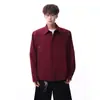 Nueva camisa informal extragrande estilo chino para primavera y otoño, con diseño de hebilla metálica, corte holgado, cuello mandarín y manga larga, en color rojo