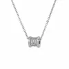 Collar de Acero Titanio Electrochapado en Oro Real de 18 Quilates, Exquisito de Gama Alta, Cintura Delgada, Diseño de Lujo Accesible de Nicho para Mujer, Colgante de Aliento de Bebé