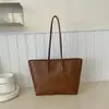 Bolsa de Hombro 2026 Verano Nuevo Modelo Simple Casual Elegante Gran Capacidad Moderno Bolso de Mano para el Trabajo y para Viajar