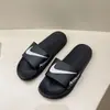 Zapatillas de Nuevo Estilo para Hombre, Calzado de Verano para Exteriores, Zapatos Putian, Zapatos Originales Aj1, Uso en Casa, Comercio Exterior, Sandalias de Deslizamiento Antideslizantes de Moda para Playa para Mujer