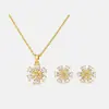 Conjunto Feminino Estilo Japonês Coreano Transfronteiriço Brilhante Suave Zircônia Flor Floco de Neve Colar Brincos Feminino Novo Versátil Corrente de Clavícula de Alta Qualidade