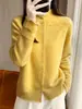 Cardigan de Veludo Macio Feminino Básico de Meia-Gola para Primavera e Outono, com Padrão Ondulado, Amigo da Pele, Versátil para o Trabalho, Pequeno e Elegante