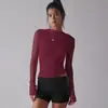 Camiseta Transparente de Malla Ajustada de Venta Caliente Europea y Americana 2025 Nuevo Top Chic para Mujer que Muestra los Hombros y Adelgaza