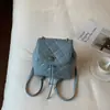 Mochila Feminina com Corrente Padrão Diamante 2026 Nova Tendência Versátil Mochila de Corrente para o Dia a Dia e Viagem Pequena Mochila Escolar
