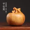 Adornos de Talla en Madera de Fruta de Pino Navideño Paz Madera de Fruta Fragancia Natural Manzana Rica Decoración del Hogar Artesanías de Madera Maciza Regalos