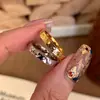 Super Brilhante! Anel de Gelo Triturado CNC para Mulheres, Versões Larga e Estreita, Design de Nicho de Luxo Leve, Sensação de Alta Qualidade, Anéis de Casal com Padrão Martelo Céu Estrelado
