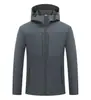 Chaqueta con Capucha Soft Shell con Logo Estampado, Mismo Estilo para Hombres y Mujeres, Pantalones con Bolsillo de Solapa de Gran Capacidad, Chaqueta Impermeable, Cortavientos y Cálida Ropa de Trabajo