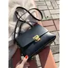 Bolso Pequeño de Textura Casual Retro para Mujer 2026 Nuevo Bolso de Mano de Moda Trendy Bolso de Hombro Único Cruzado ins