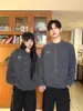 2025 Nuevo Otoño Estilo Coreano Parche Bordado Estilo Perezoso Chaqueta de Punto Gris Estilo Juvenil Ropa de Punto para Hombres y Mujeres