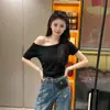 Top de malha de crochê vazado estilo coreano, de um ombro só e manga curta para mulheres, top básico simples de verão que afina a cintura