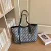 Bolsa de palha tecida estilo vintage transfronteiriça, bolsa de ombro de couro macio de grande capacidade, única e fashion, design simples, adequada para o dia a dia, atacado