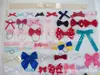 Varios moños cosidos a mano, accesorios para juguetes, accesorios para ropa, decoración del hogar y textiles para el hogar - todos con un toque de lujo
