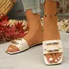 Sandalias planas de metal de hebilla grande transfronterizas para mujer, nuevas de comercio exterior, punta cuadrada, casual, hebilla cuadrada, sandalias de playa wish