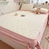 Sábana acolchada impermeable tipo A, pieza única, funda de cama antideslizante, protector de colchón de cobertura total, funda de cama resistente a la suciedad y al polvo, 3 piezas