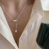 Collar pequeño de cereza de diseño nicho estilo coreano para mujer, estilo simple ins, moderno, único, de verano, combinable con todo, joyería, cadena para la clavícula