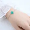 Pulsera de Acero Inoxidable de 13 mm con Trébol de Cuatro Hojas Flor Única Estilo Pastoral Pulsera Sencilla para Mujer No se Desvanece