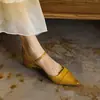 Sandálias Femininas Elegantes, Modernas, com Salto Bloco Vazadas Emagrecedoras 2026 Verão Retrô Francês Bico Fino Couro Bovino Sapatos Femininos Estilosos