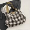 Bolso de hombro de lana de gran capacidad para mujer, combinable con todo, para otoño e invierno, bolso de viaje para estudiantes universitarios.