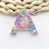 Acessórios de Chaveiro Hexagonais Coloridos com Lantejoulas 26 Letras Pingente de Bolsa Material de Resina Cola de Cristal Joia