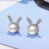Pendientes de conejo con temperamento de Corea del Sur, bonitos pendientes de moda con diamantes y perlas, fabricantes de joyas al por mayor.