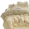 Juego de cuatro piezas de algodón lavable y agradable para la piel estilo princesa francesa Corazón de niña Encaje Sábana Cubre edredón Ropa de cama 4