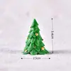 Novos acessórios decorativos de Natal com Papai Noel e boneco de neve, cenas de Natal em miniatura, meias de Natal, presentes, sinos e pequenas figuras de resina
