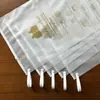 Bolsa de Plástico Especial Personalizada con Asa, Bolsa con Cierre de Cremallera para Etiqueta de Ropa, Bolsa Plegable de Fondo Plano con Cierre Ziplock de CPE, Bolsa de Empaque para Colgar en la Oreja