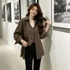 Diseño retro moderno y elegante, camisa de dos piezas falsa, nuevo modelo de primavera y otoño, estilo old money, top moderno y rejuvenecedor para mujer