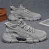 Zapatos para Hombre con Superficie de Malla, Nuevo Estilo Otoño, Transpirables, Cómodos y Refrescantes, Suela Gruesa Lisos de Moda Estilo Coreano Otoño Venta al por Mayor Zapatos para Hombre