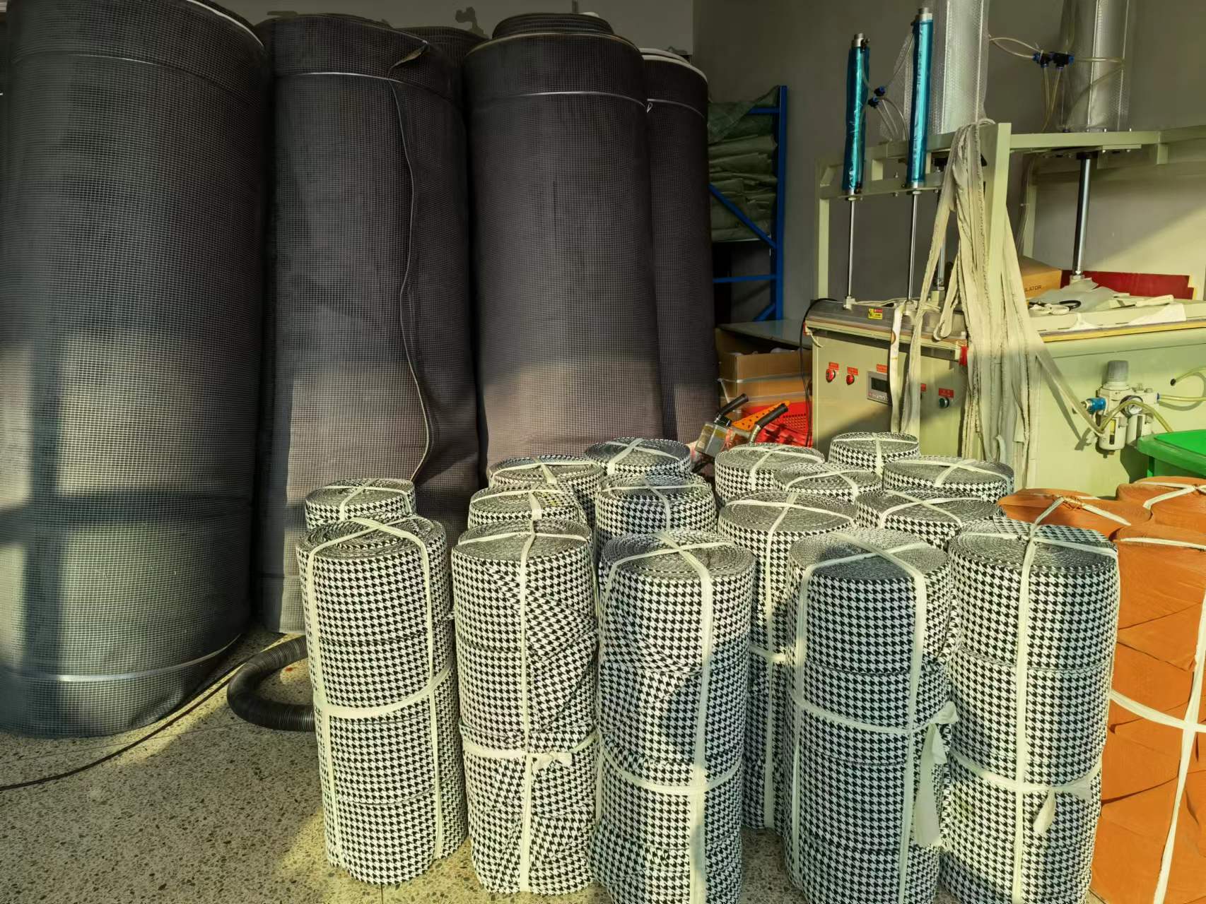 06b732121c8c2c8dc3717e1367849e