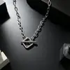 Collar Minimalista de Acero de Titanio Corto con Cierre Cuadrado Hueco tipo OT para Hombres y Mujeres, Cadena de Clavícula de Personalidad Hip-Hop de Moda
